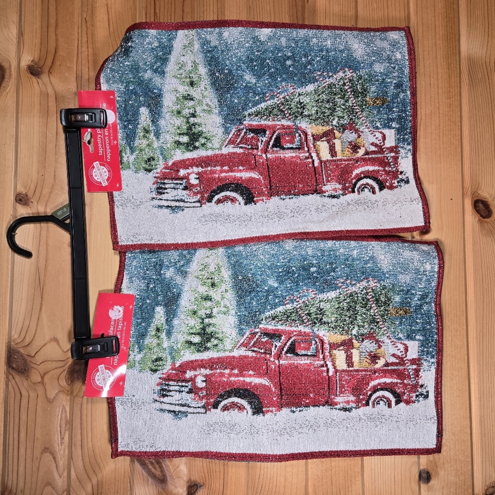 NWT Christmas House Tapestry Placemat Set Of 2 Red Pickup Christmas Truck Tree
